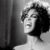 Whitney Houston: obra da artista é adquirida pela Primary Wave 