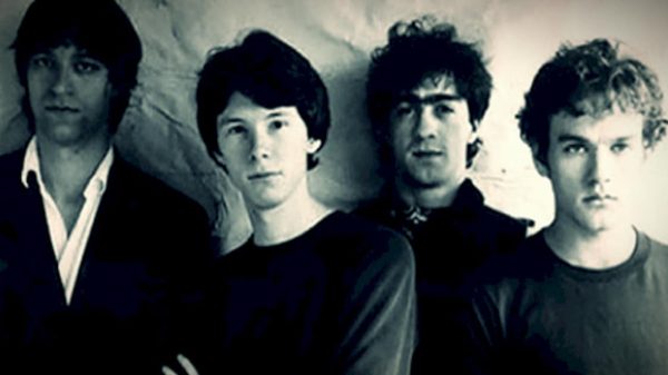 R.E.M. lança edição comemorativa de álbum lançado em 1982