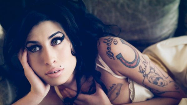 Amy Winehouse: conheça o conteúdo da trilha sonora do filme 'Back To Black'