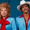 Lady Gaga e Bruno Mars relançam 'Die With a Smile' em vinil compacto  